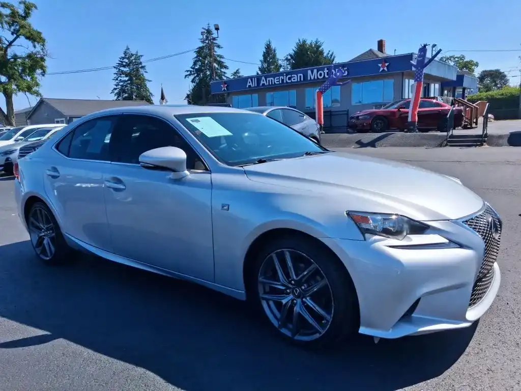 2015 Lexus IS 350 250's photo