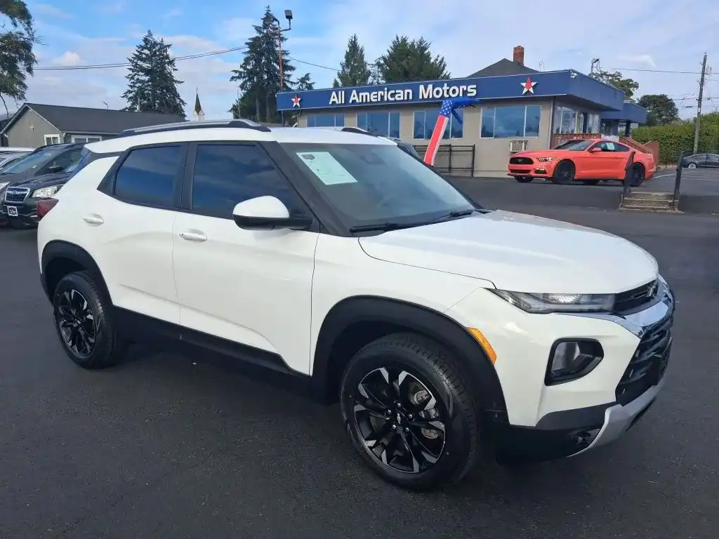 2022 Chevrolet Trailblazer LT AWD's photo