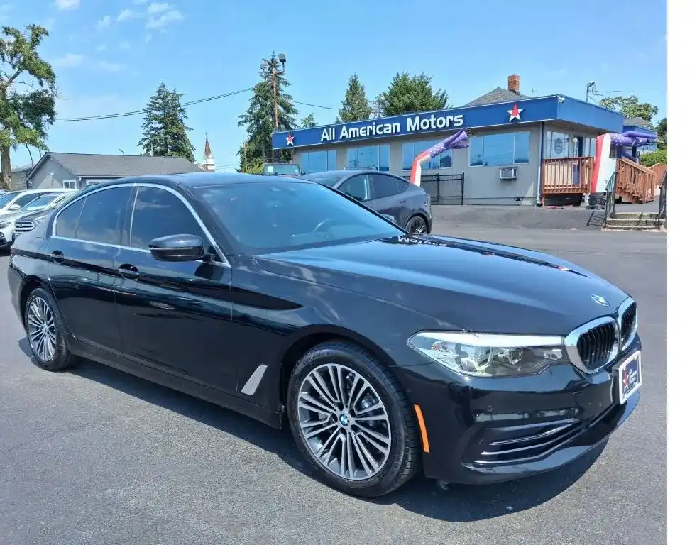 2020 BMW 5 Series 530i Sedan's photo