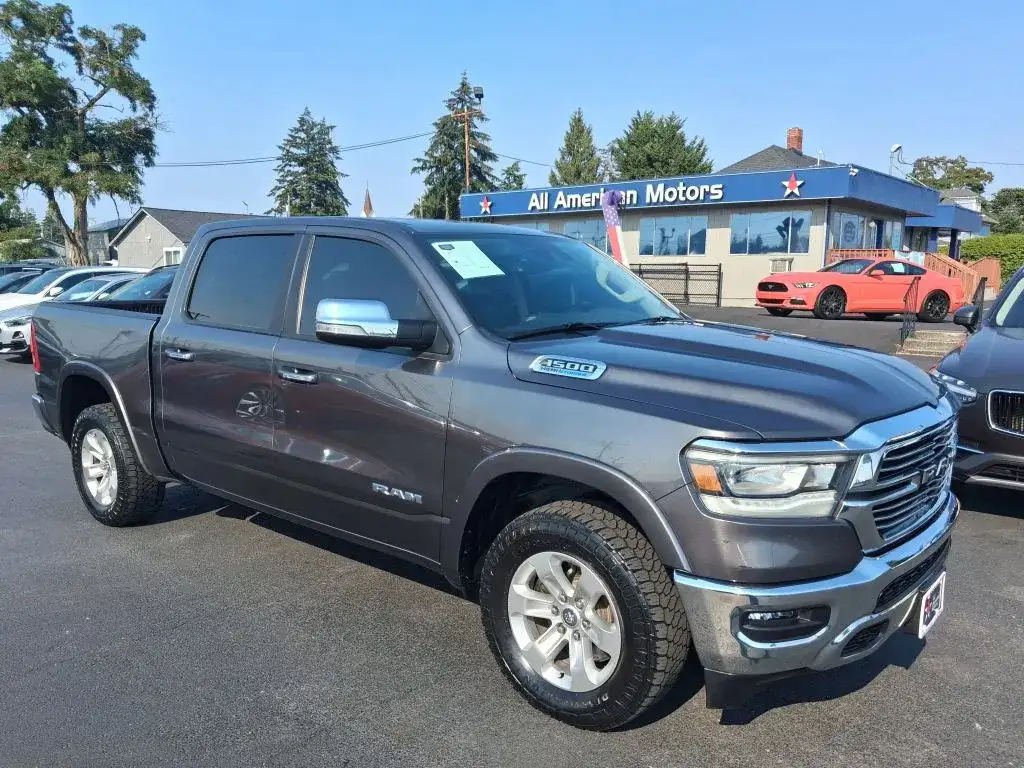 2022 RAM 1500 Laramie 4x4 Crew Cab 5'7's photo