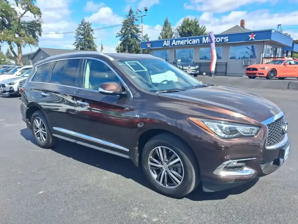 2019 INFINITI QX60 Luxe AWD's photo