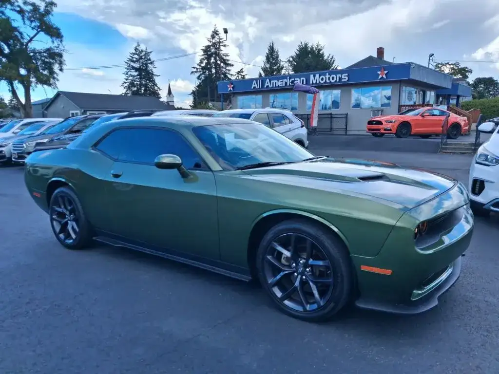 2023 Dodge Challenger SXT Auto's photo