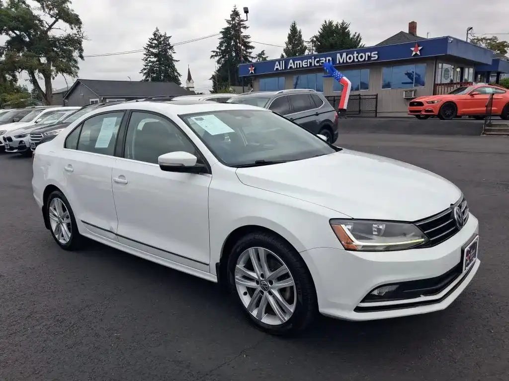 2017 Volkswagen Jetta 1.8T SEL Auto's photo