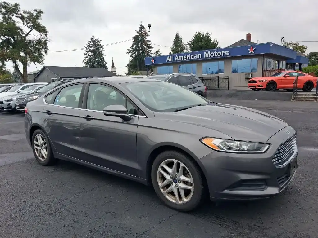 2014 Ford Fusion SE FWD I4's photo