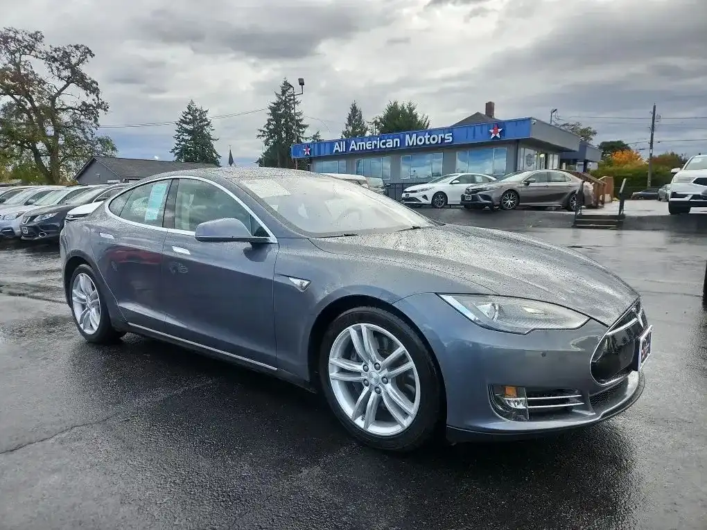 2014 Tesla Model S 85 kWh's photo