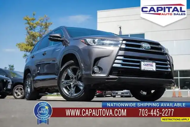 2017 Toyota Highlander Limited Platinum Hybrid 4x4's photo