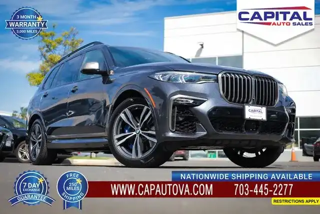 2021 BMW X7 M50i's photo