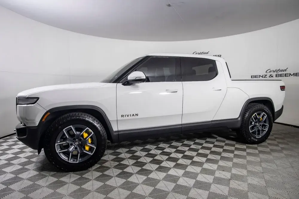 2022 Rivian R1T Launch Edition photo 4