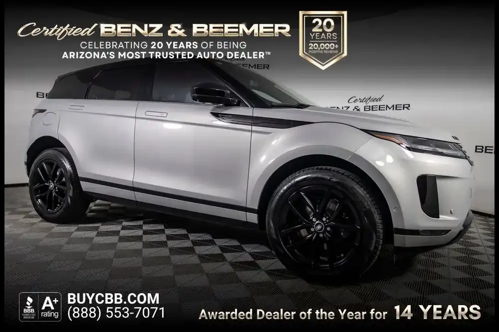 2026 Land Rover Range Rover Evoque S's photo