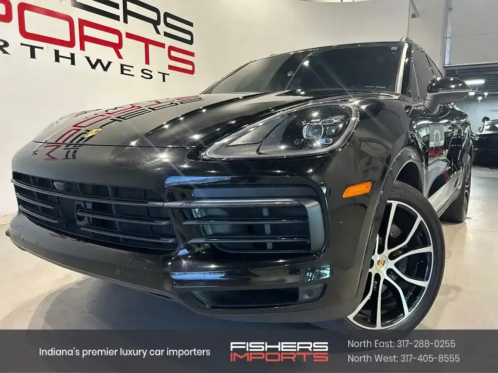 2023 Porsche Cayenne Platinum Edition's photo