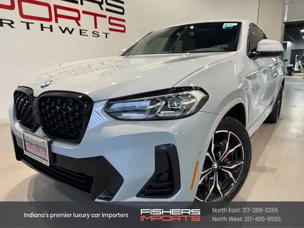 2022 BMW X4 xDrive30i's photo