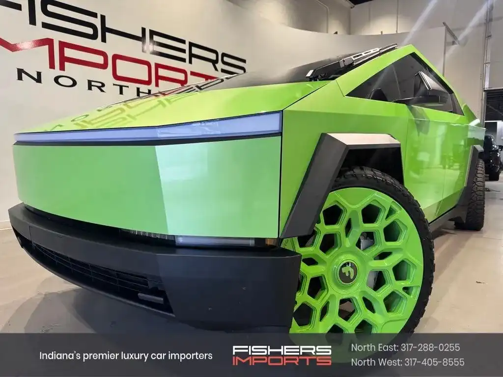 2024 Tesla Cybertruck All-Wheel Drive's photo