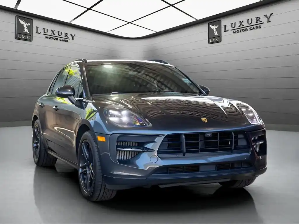 2021 Porsche Macan GTS's photo
