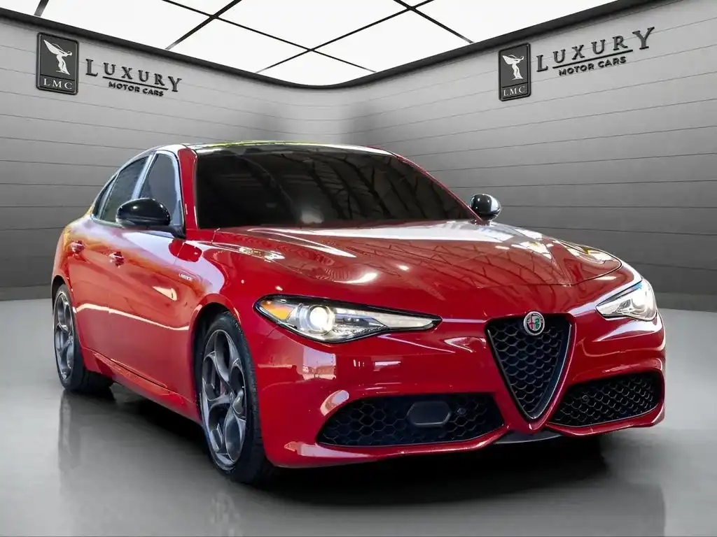 2022 Alfa Romeo Giulia 2.0 Ti Veloce Auto's photo