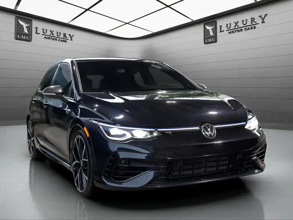 2022 Volkswagen Golf R 2.0 TSI 6MT's photo