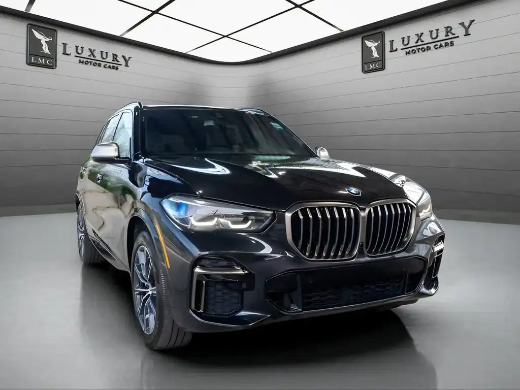 2023 BMW X5 M50i's photo