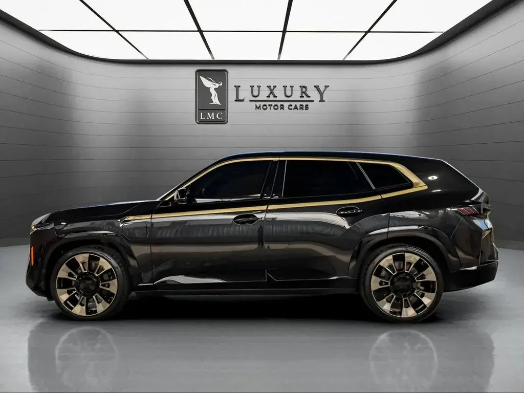 2024 BMW XM Base photo 5
