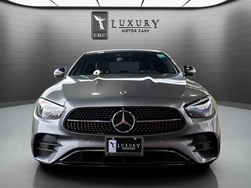 2022 Mercedes-Benz E-Class E450 4MATIC photo 3