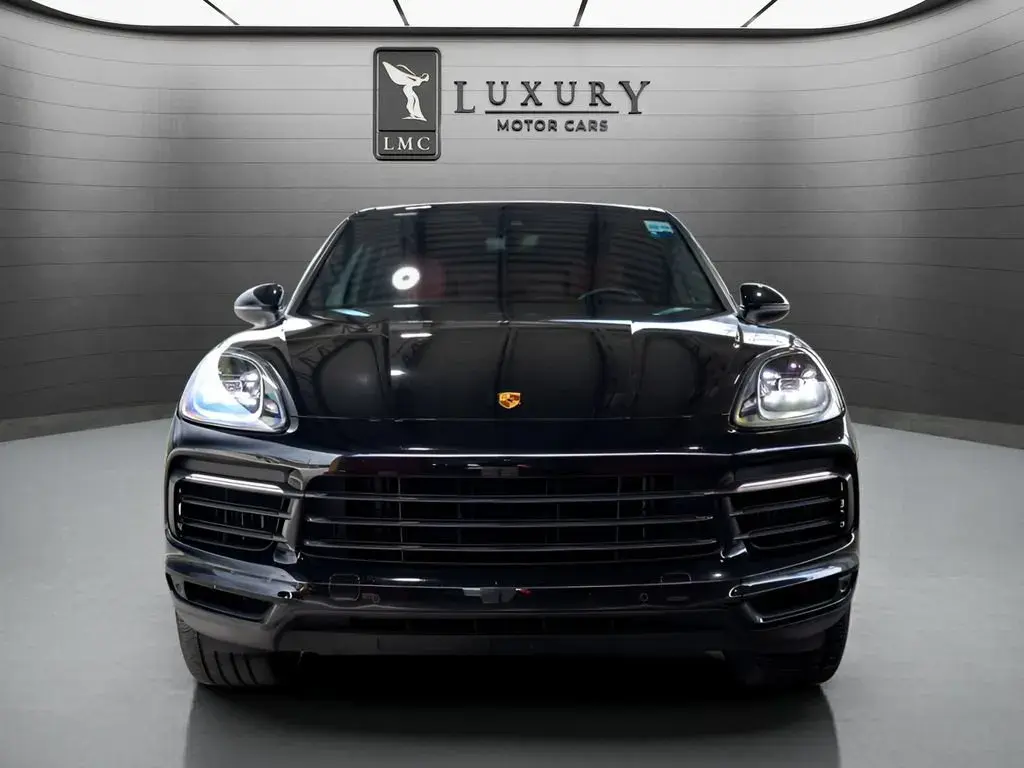 2023 Porsche Cayenne Base photo 3