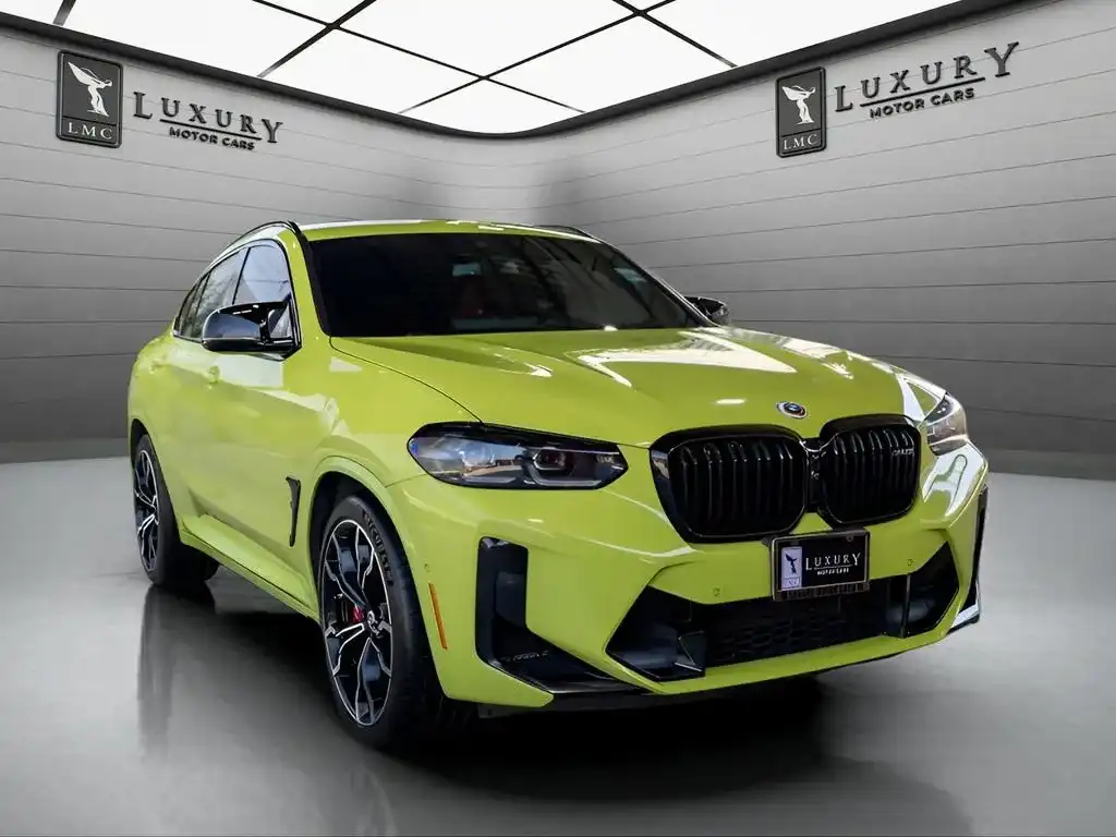 2022 BMW X4 M Base's photo