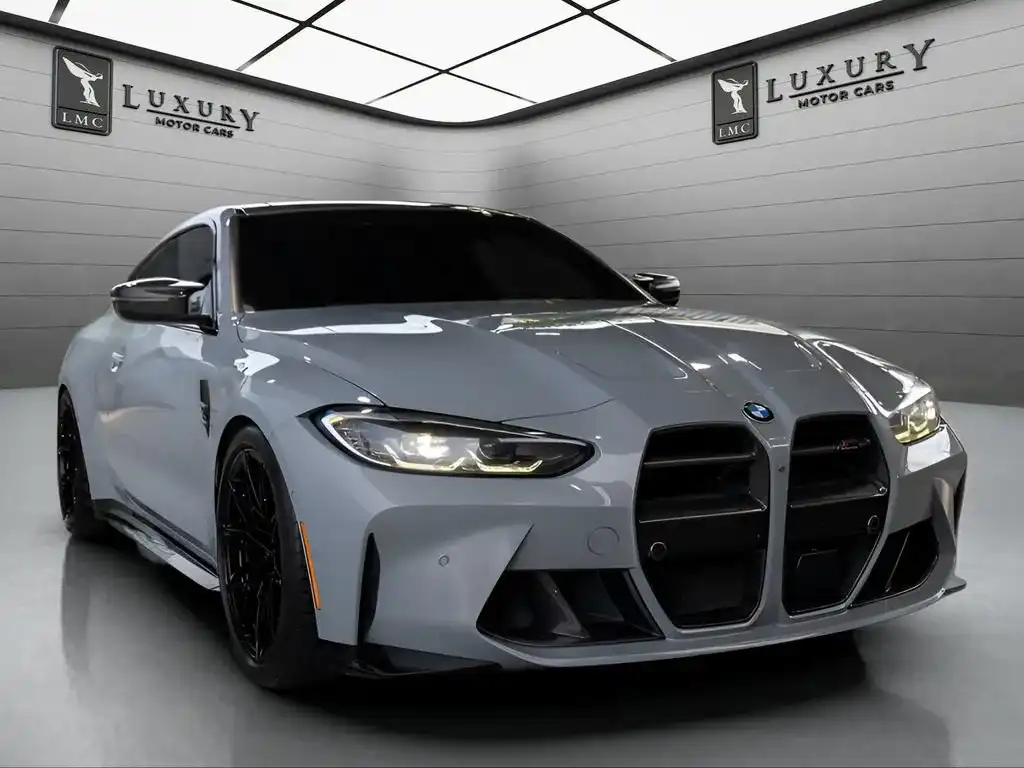 2022 BMW M4 Competition's photo