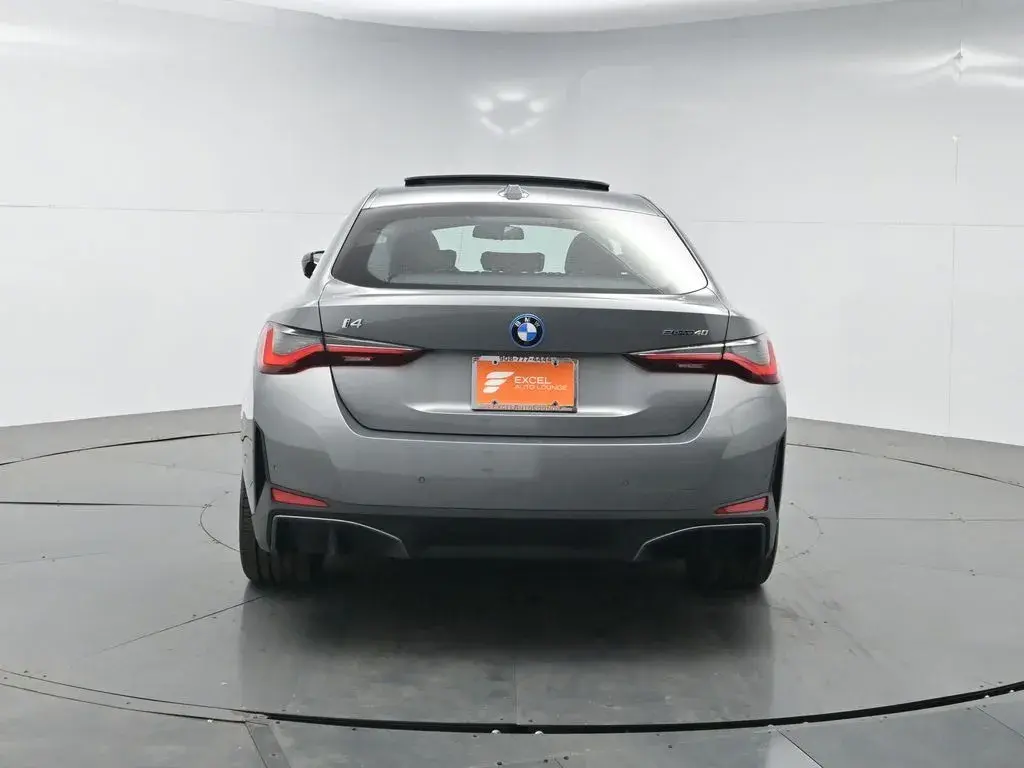 2024 BMW i4 eDrive40 photo 4