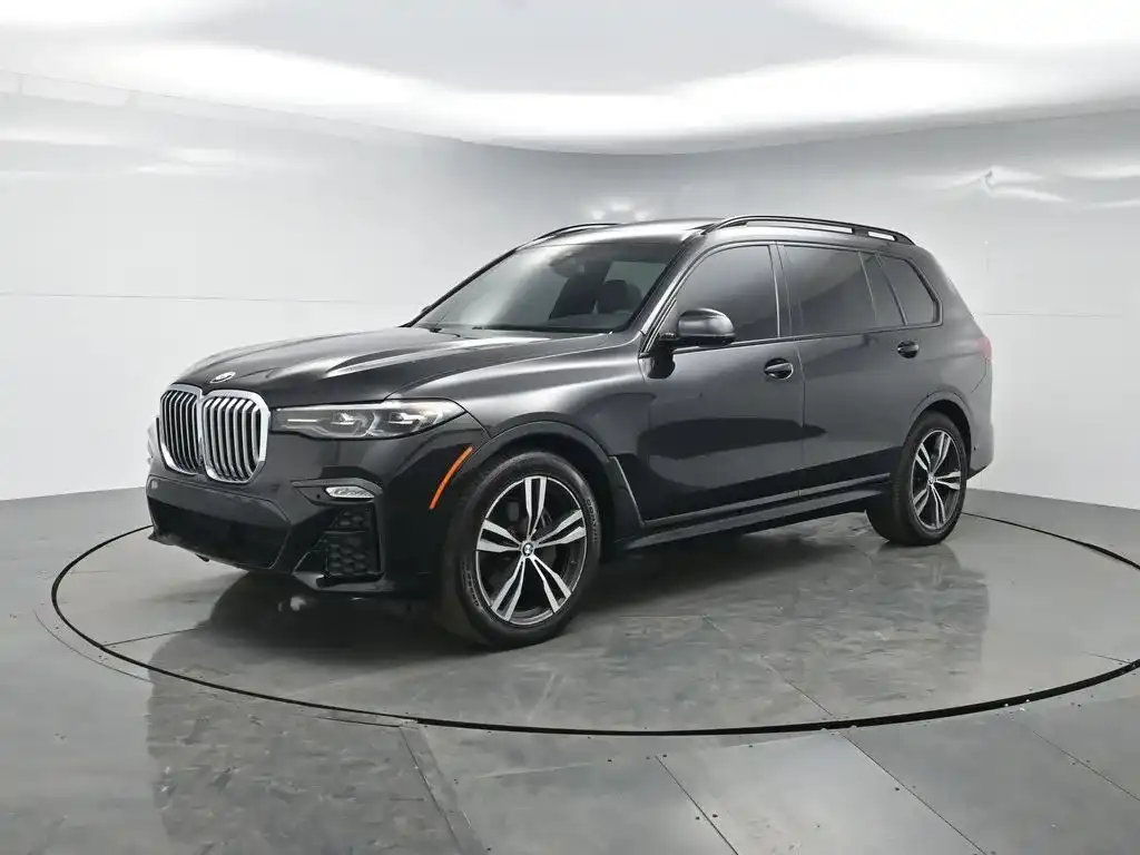2021 BMW X7 xDrive40i's photo