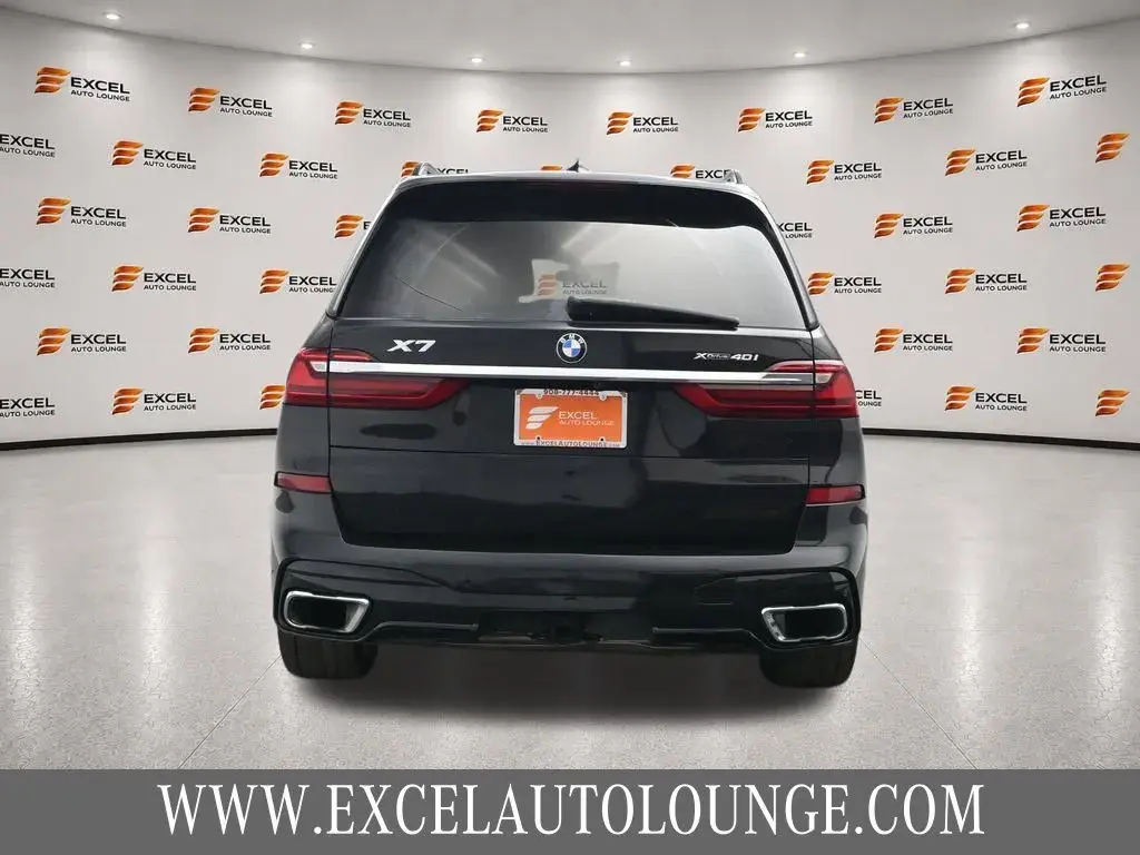 2021 BMW X7 xDrive40i photo 4