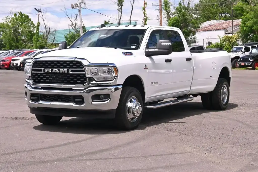 2024 RAM 3500 Big Horn 4X4 Crew Cab LWB's photo