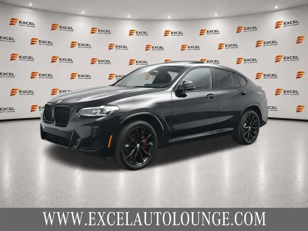 2023 BMW X4 xDrive30i's photo