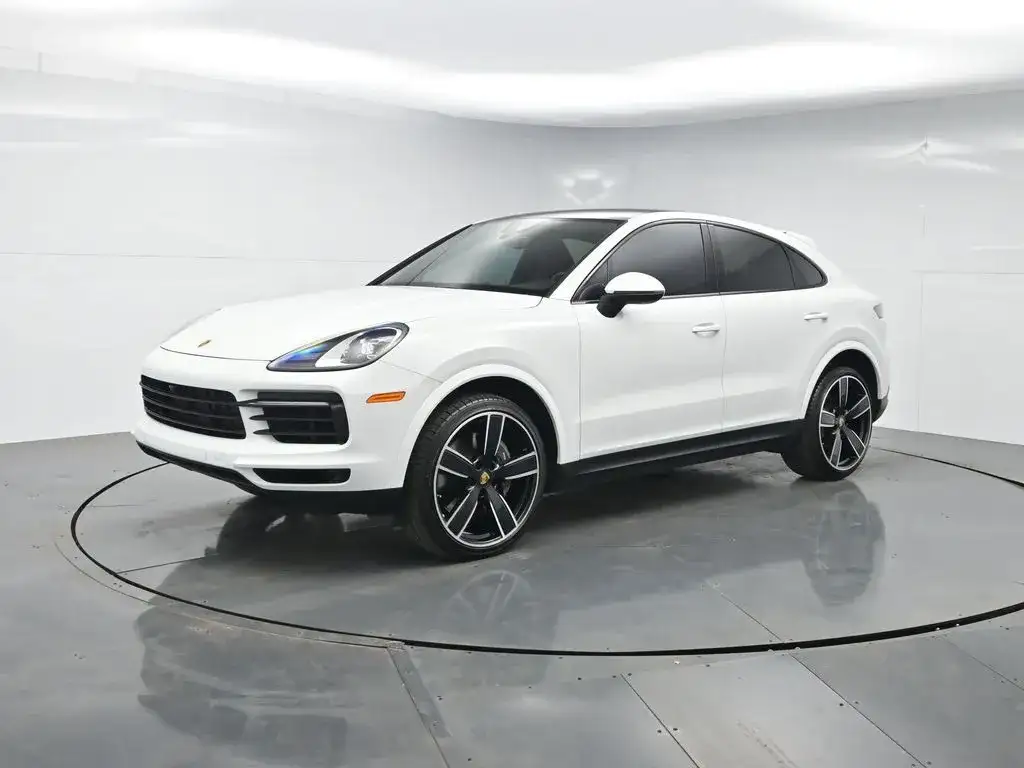 2023 Porsche Cayenne Base's photo