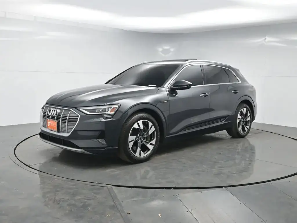 2022 Audi e-tron 95 kWh Premium quattro's photo