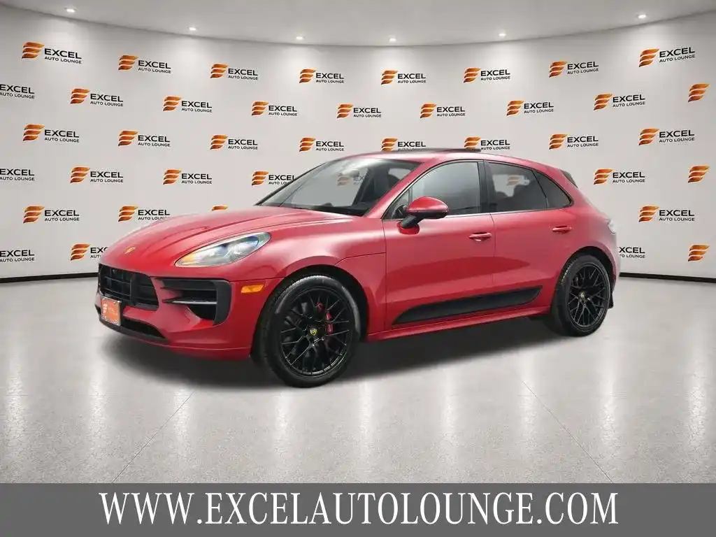 2021 Porsche Macan GTS's photo