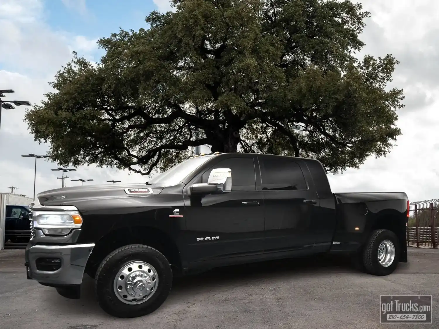 2024 RAM 3500 Laramie 4X4 Mega Cab's photo