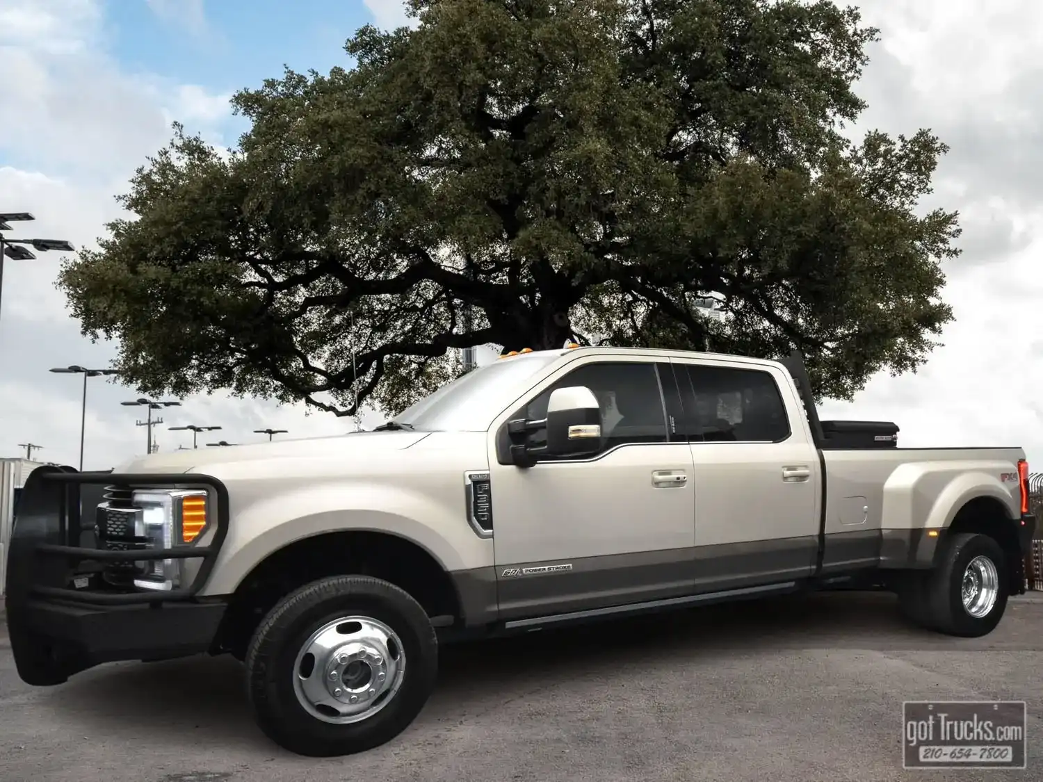 2017 Ford F-350 King Ranch 4x4 Crew Cab 8' Box DRW's photo