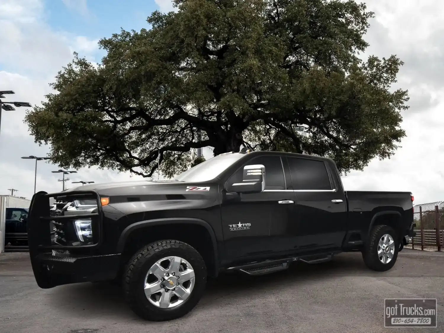 2022 Chevrolet Silverado HD LTZ 4WD Crew Cab Standard Box's photo