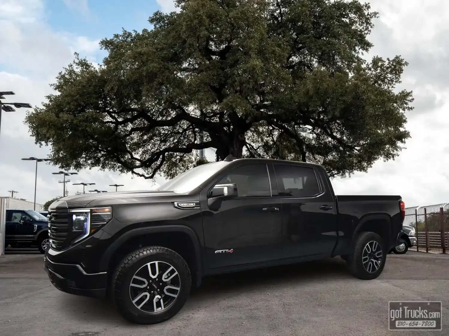 2024 GMC Sierra 4WD Crew Cab Short Box AT4's photo