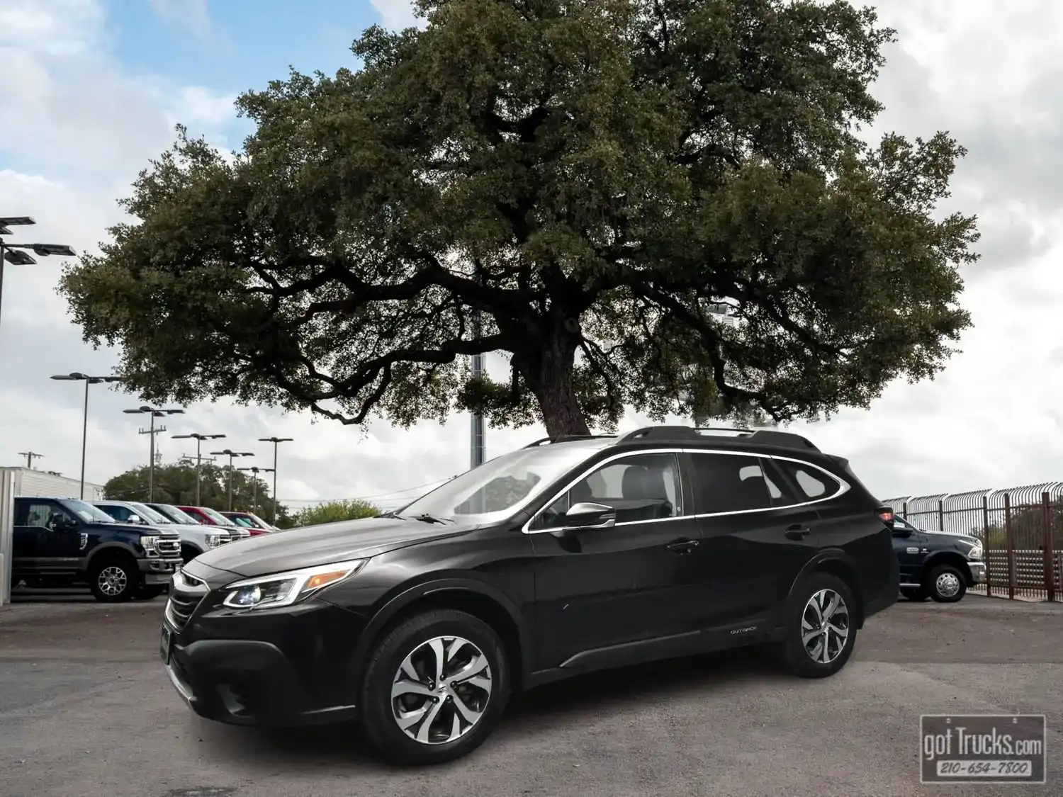 2021 Subaru Outback Limited's photo