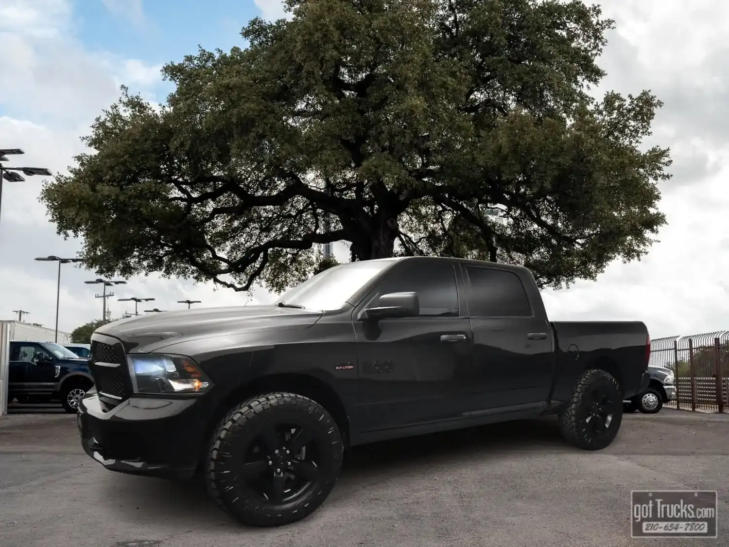 2016 RAM 1500 Express 4WD Crew Cab 5'7" Fleet's photo