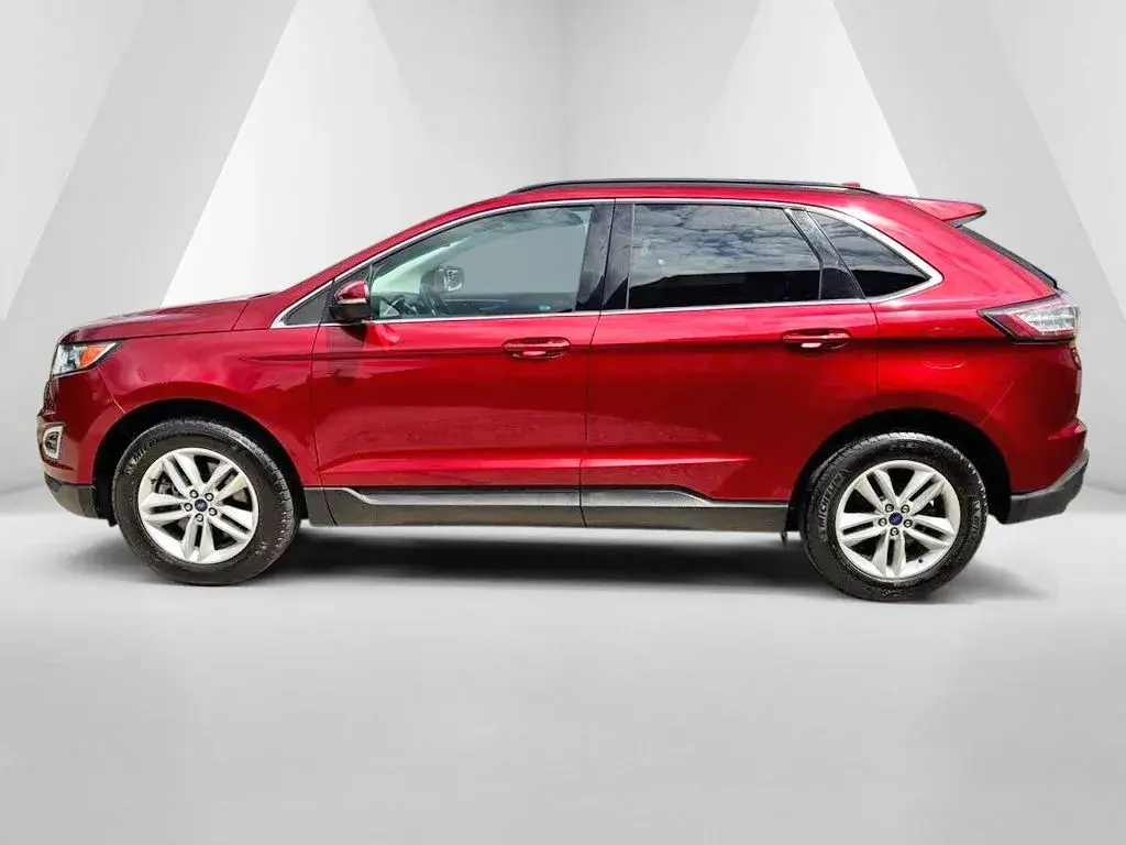 2017 Ford Edge SEL AWD photo 4