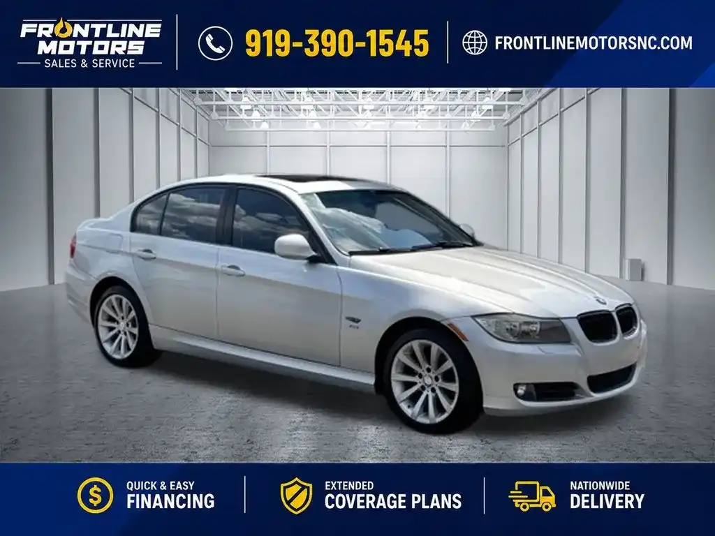 2011 BMW 3 Series 328i xDrive Sedan's photo