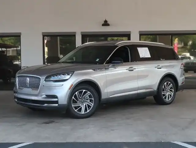 2021 Lincoln Aviator AWD's photo
