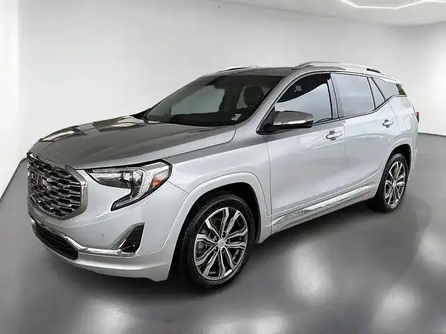 2020 GMC Terrain Denali FWD's photo