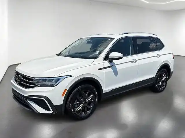2023 Volkswagen Tiguan 2.0T SE 4Motion's photo