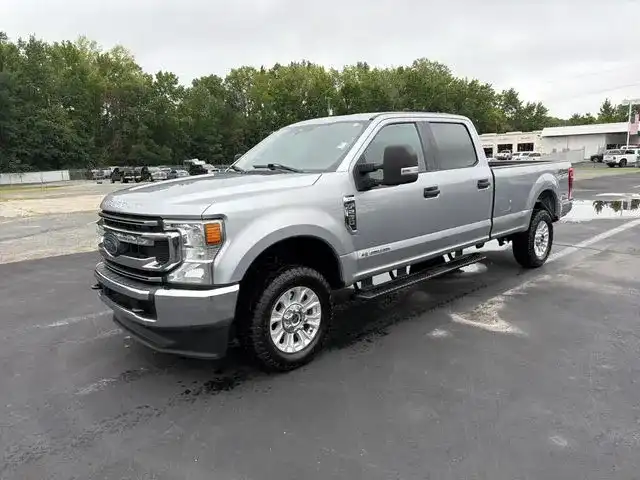 2021 Ford F-250 XLT 4x4 Crew Cab 8' Box's photo