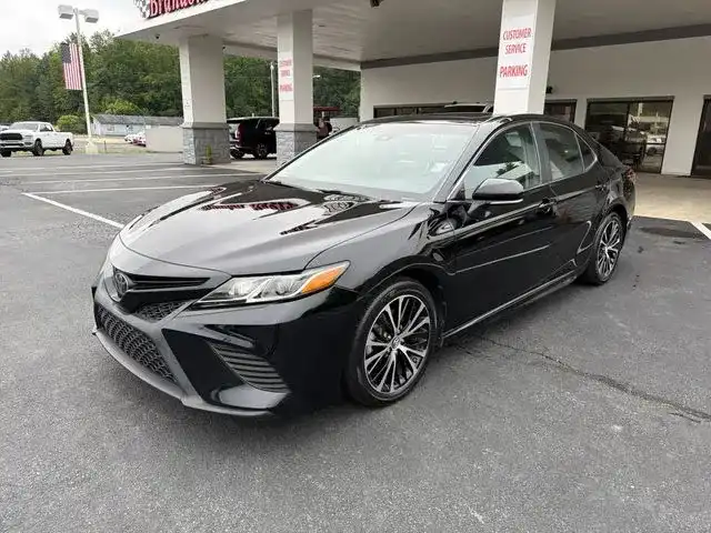 2018 Toyota Camry 2.5 Auto SE's photo