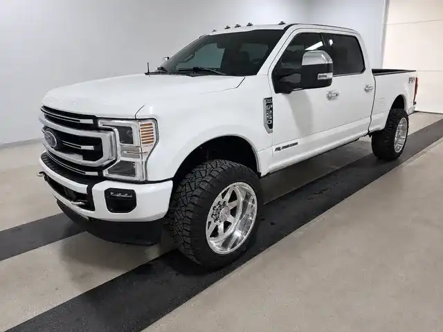 2020 Ford F-250 Platinum 4x4 Crew Cab 8' Box's photo