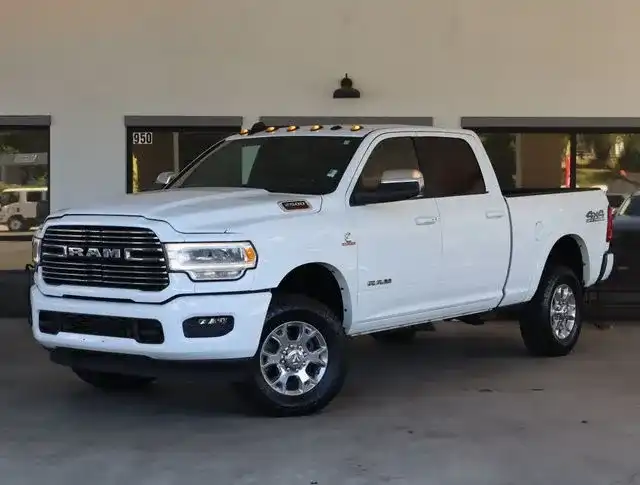 2022 RAM 2500 Laramie 4WD Crew Cab SWB's photo