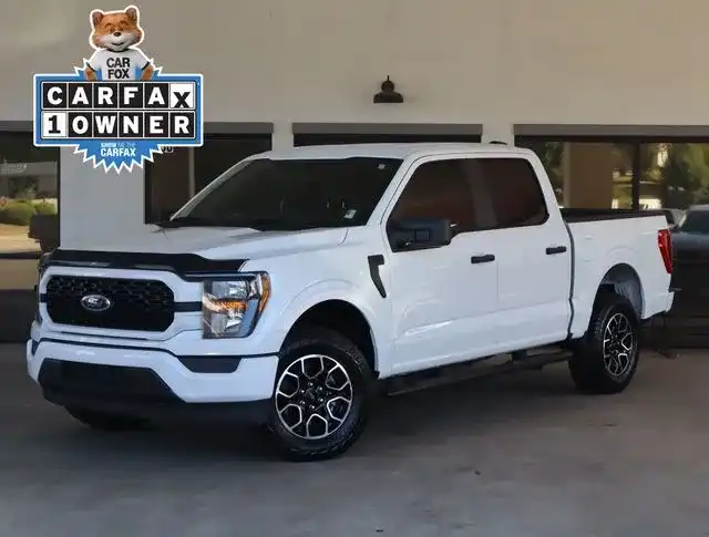 2023 Ford F-150 XL 4WD SuperCrew 5-1/2' Box's photo