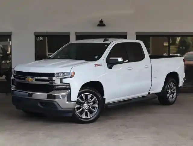 2019 Chevrolet Silverado 1500 LT 4WD Double Cab Standard Box's photo